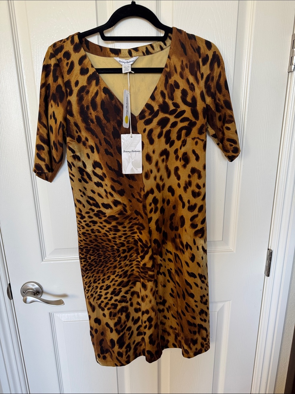 NWT X-small Tommy Bahama Leopard Print V-Neck Women’s Dress in Brown
